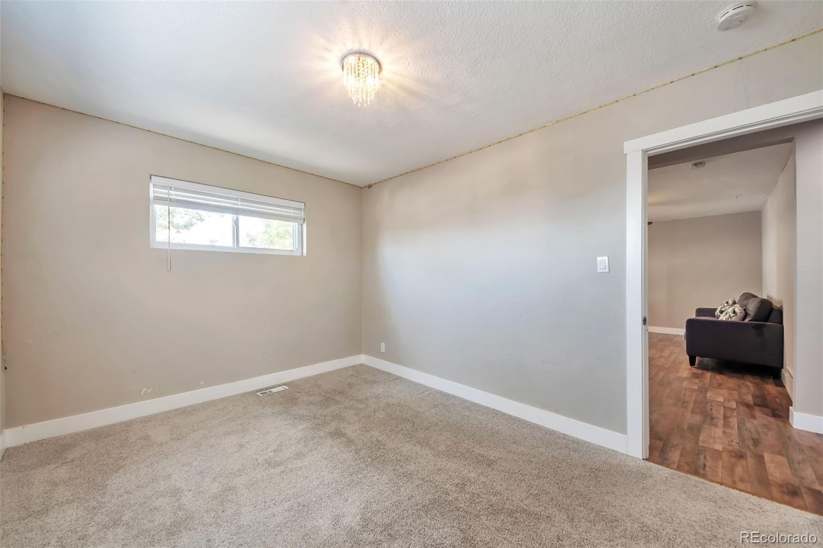 MLS Image #11 for 1181  rowena street,denver, Colorado