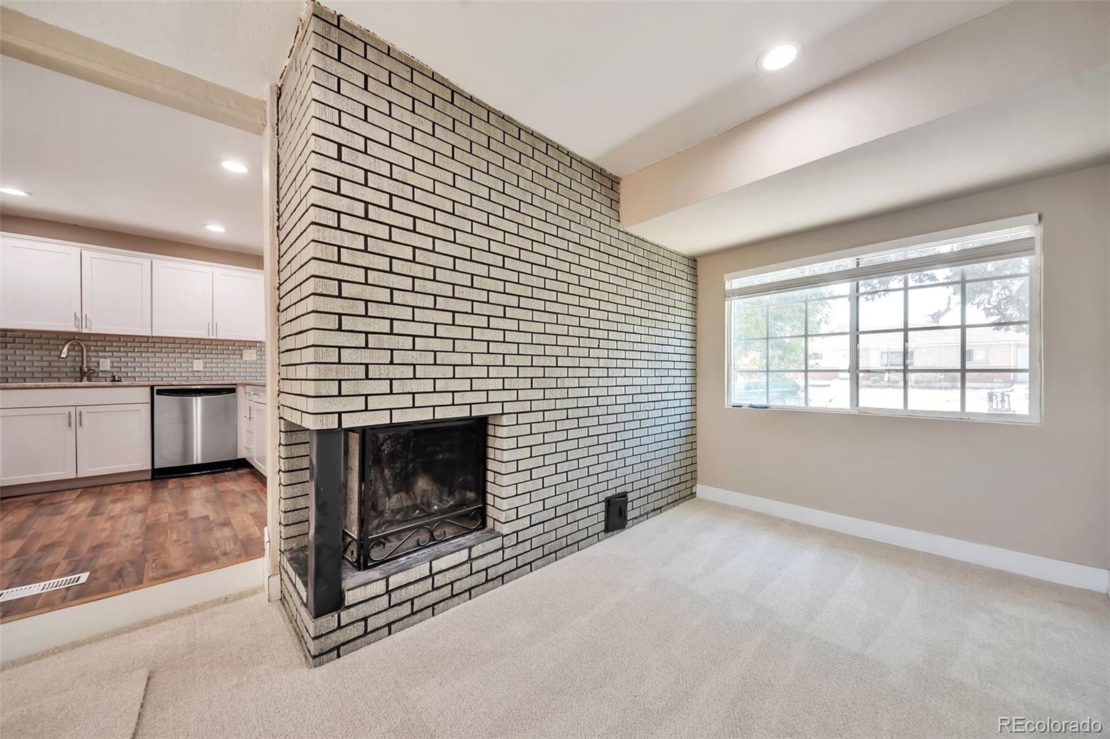 MLS Image #18 for 1181  rowena street,denver, Colorado