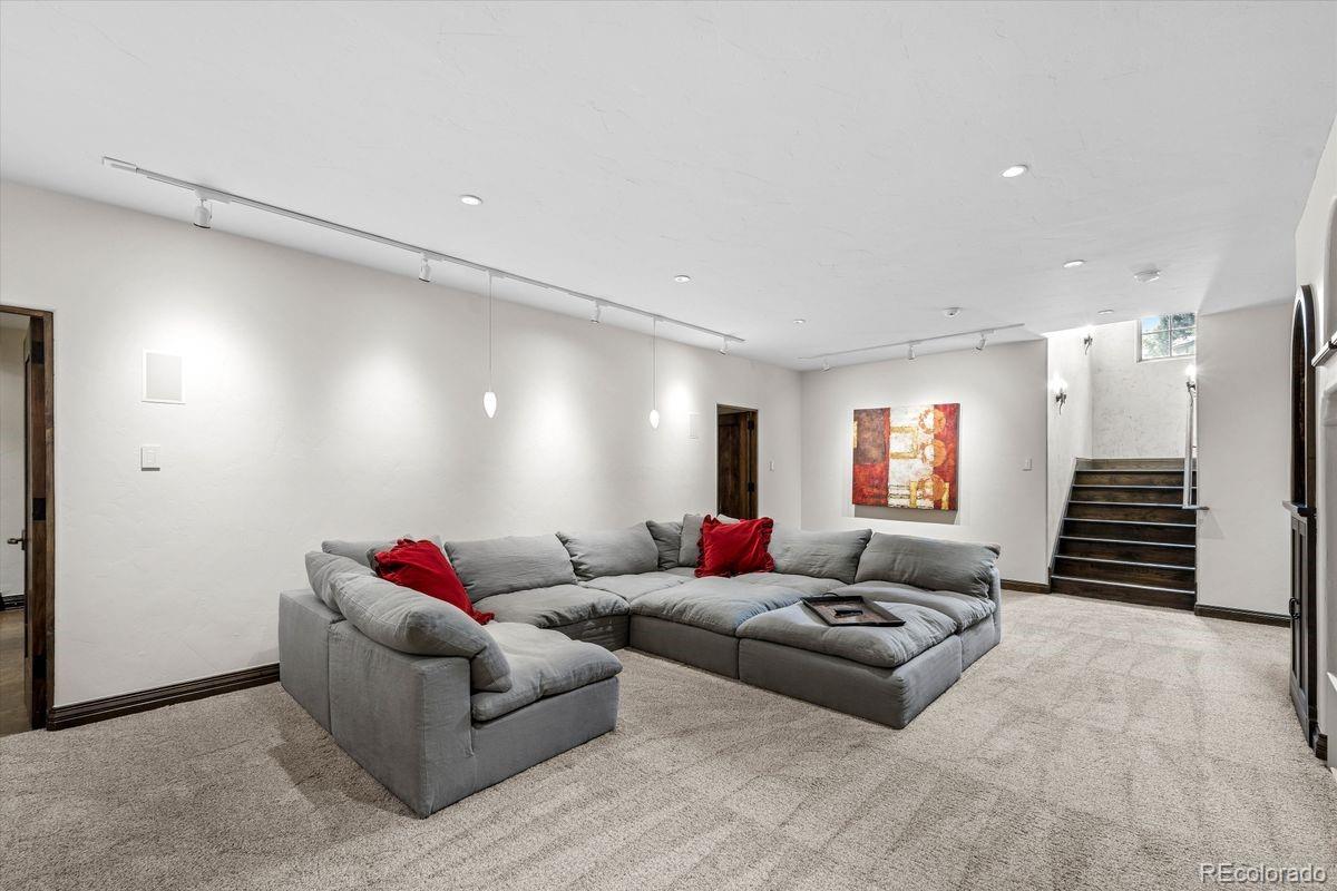 MLS Image #36 for 2550 s columbine street,denver, Colorado