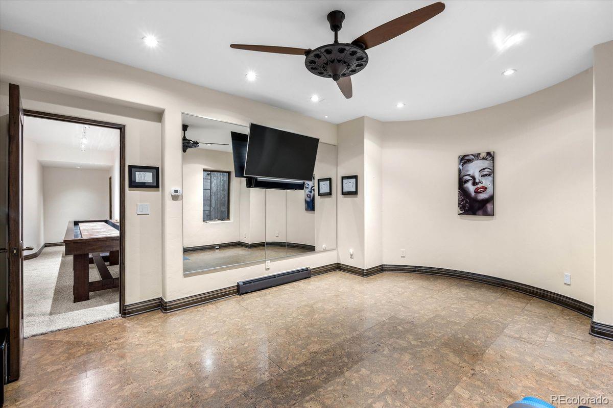 MLS Image #37 for 2550 s columbine street,denver, Colorado