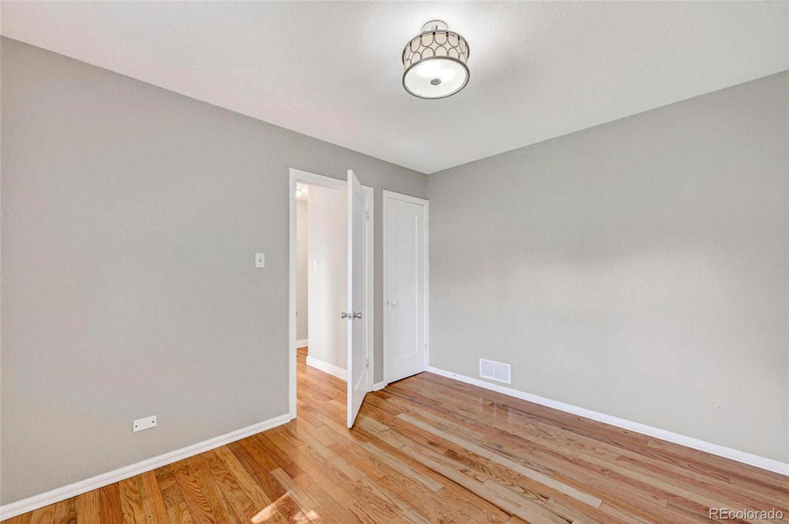 MLS Image #10 for 1173  chester street,aurora, Colorado