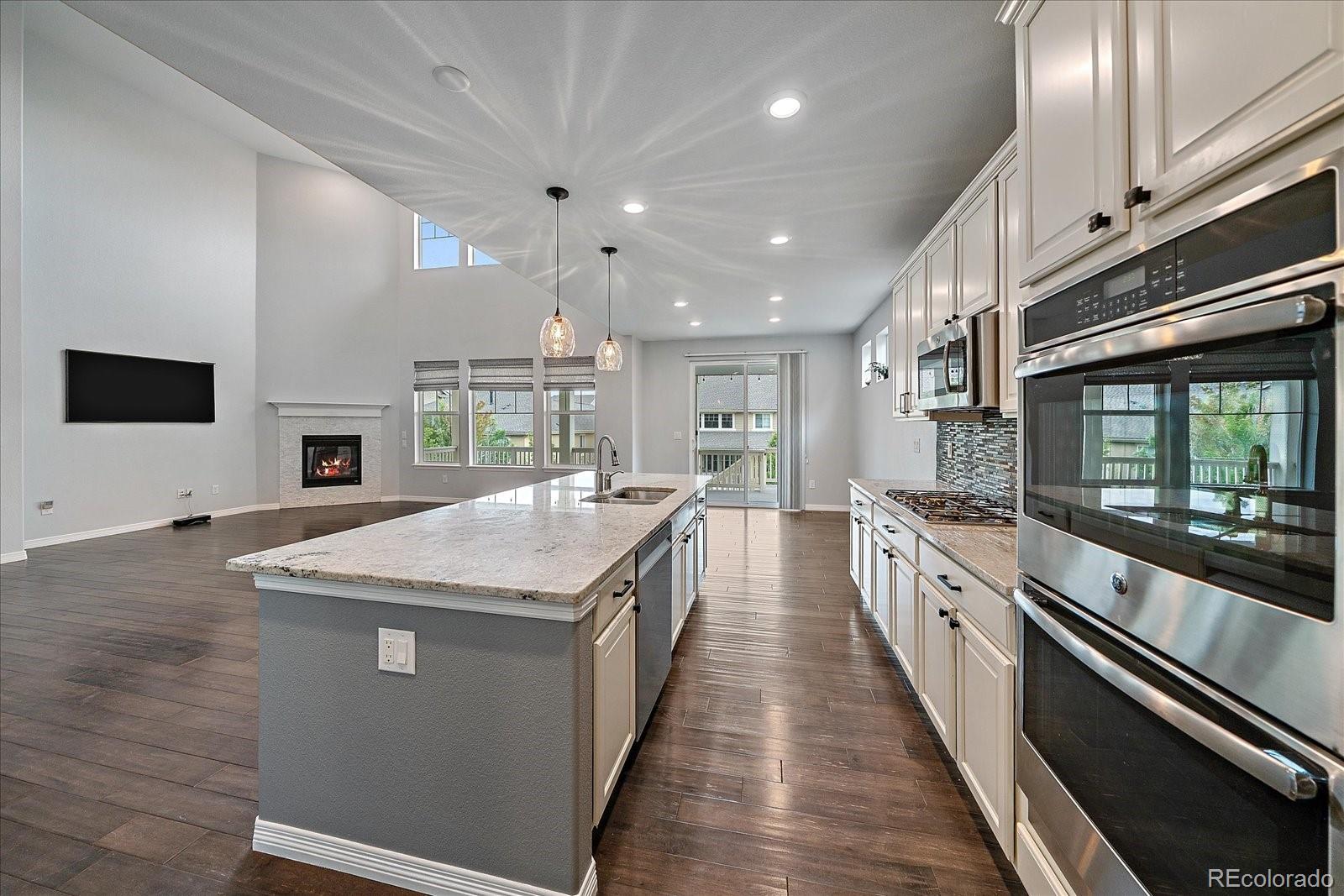 MLS Image #12 for 18870 w 85th drive,arvada, Colorado
