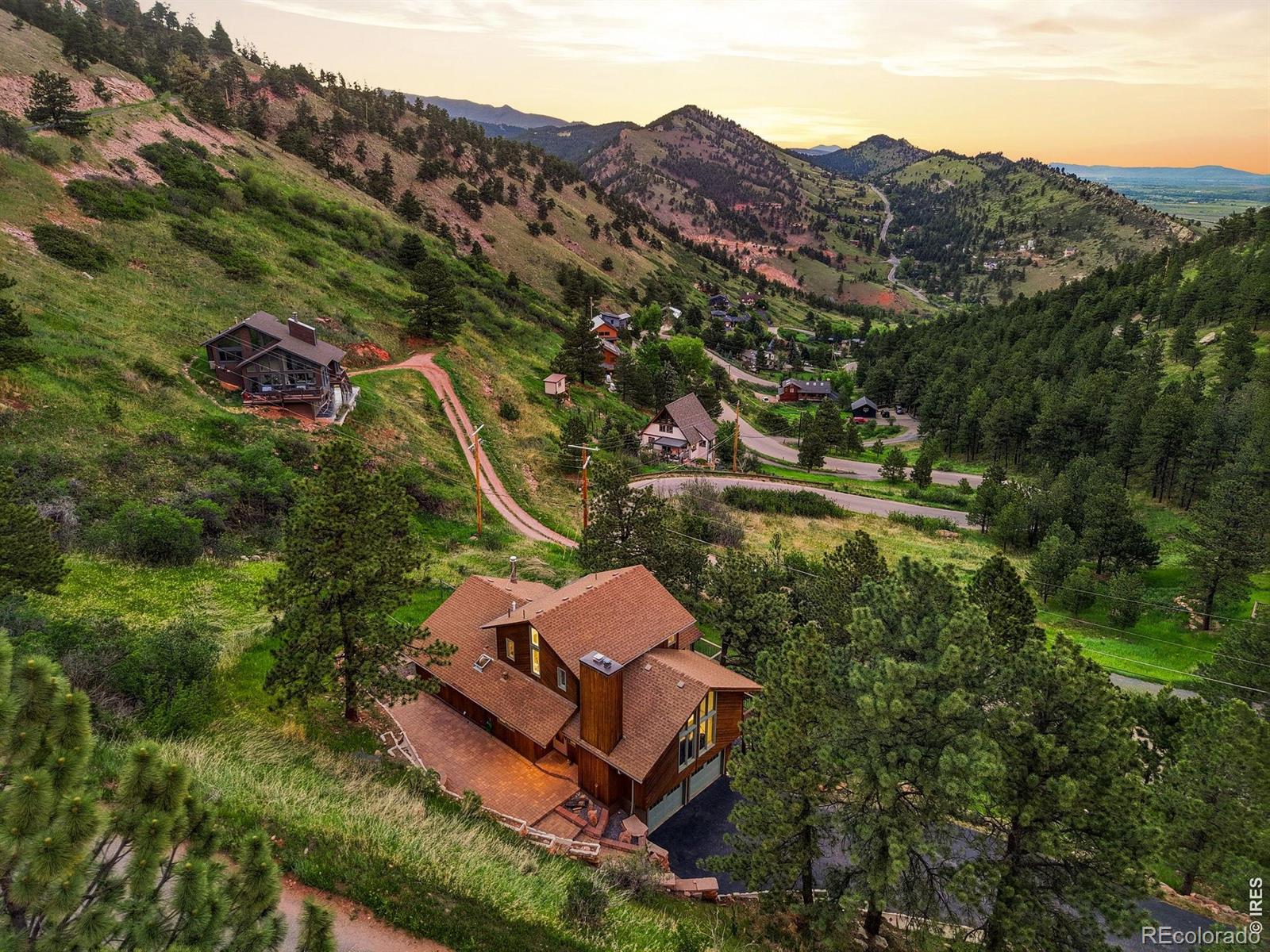 MLS Image #4 for 607 n cedar brook road,boulder, Colorado