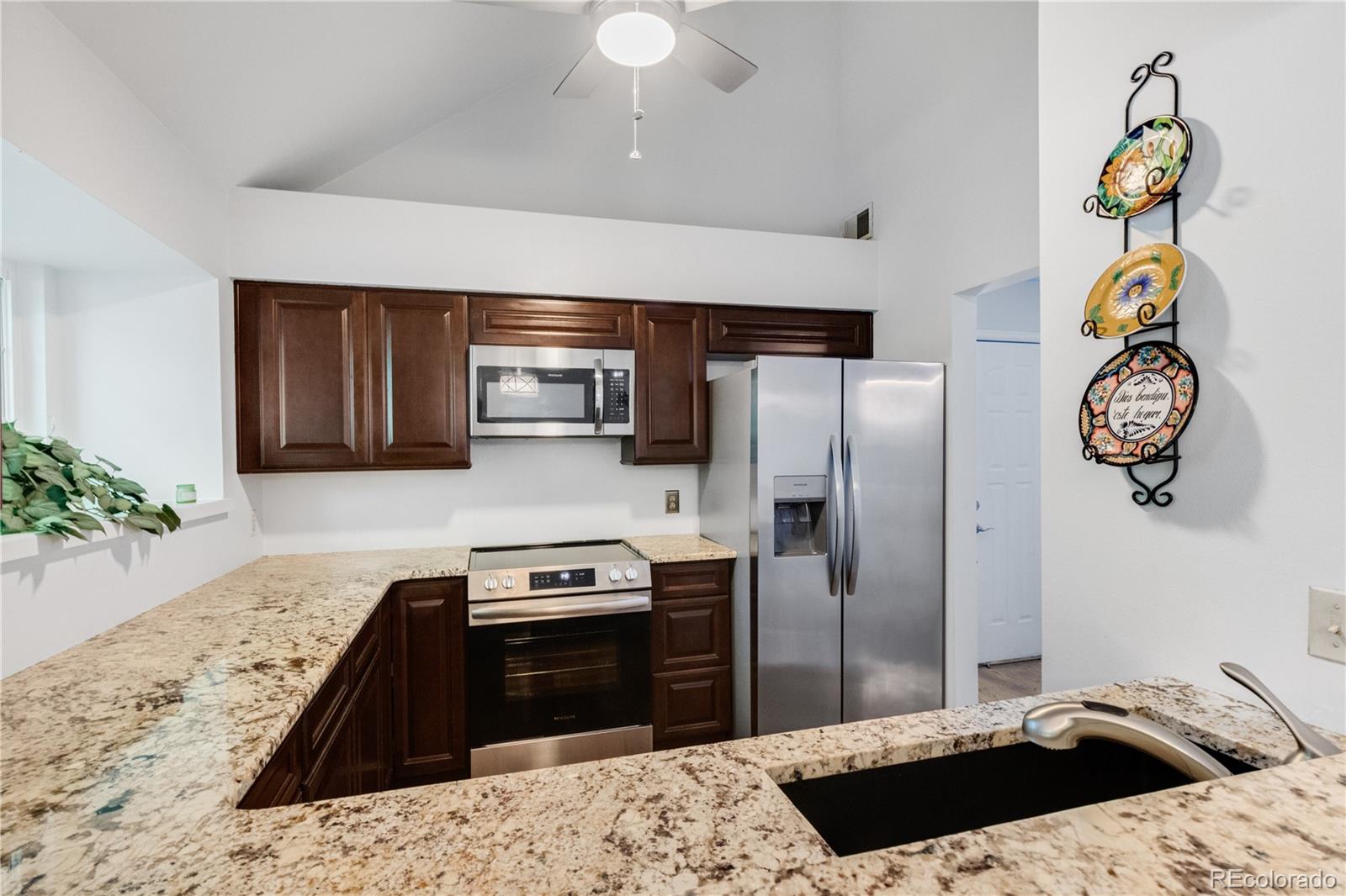 MLS Image #6 for 3971 s carson street b,aurora, Colorado