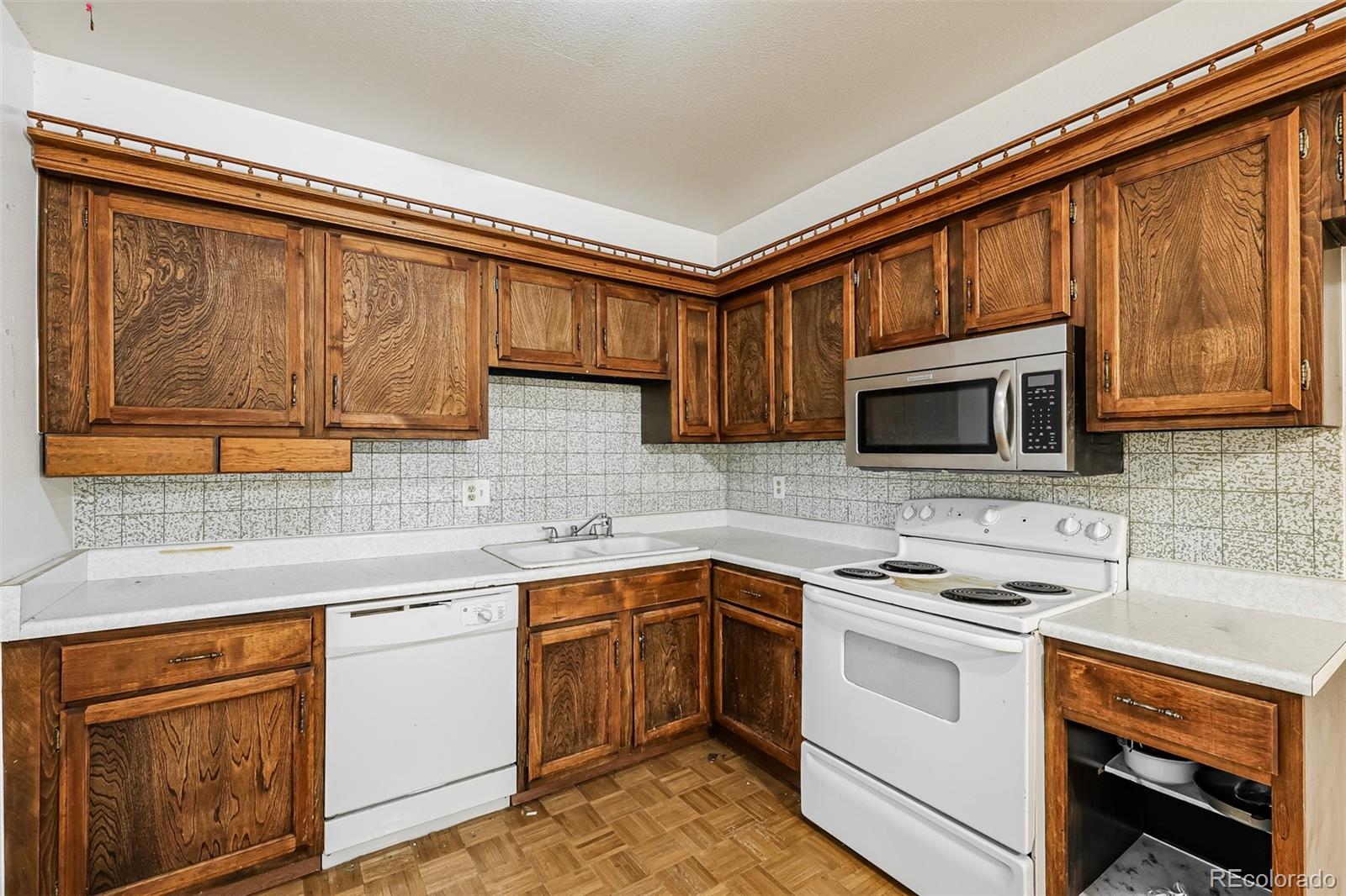 MLS Image #2 for 12199 e oregon drive,aurora, Colorado