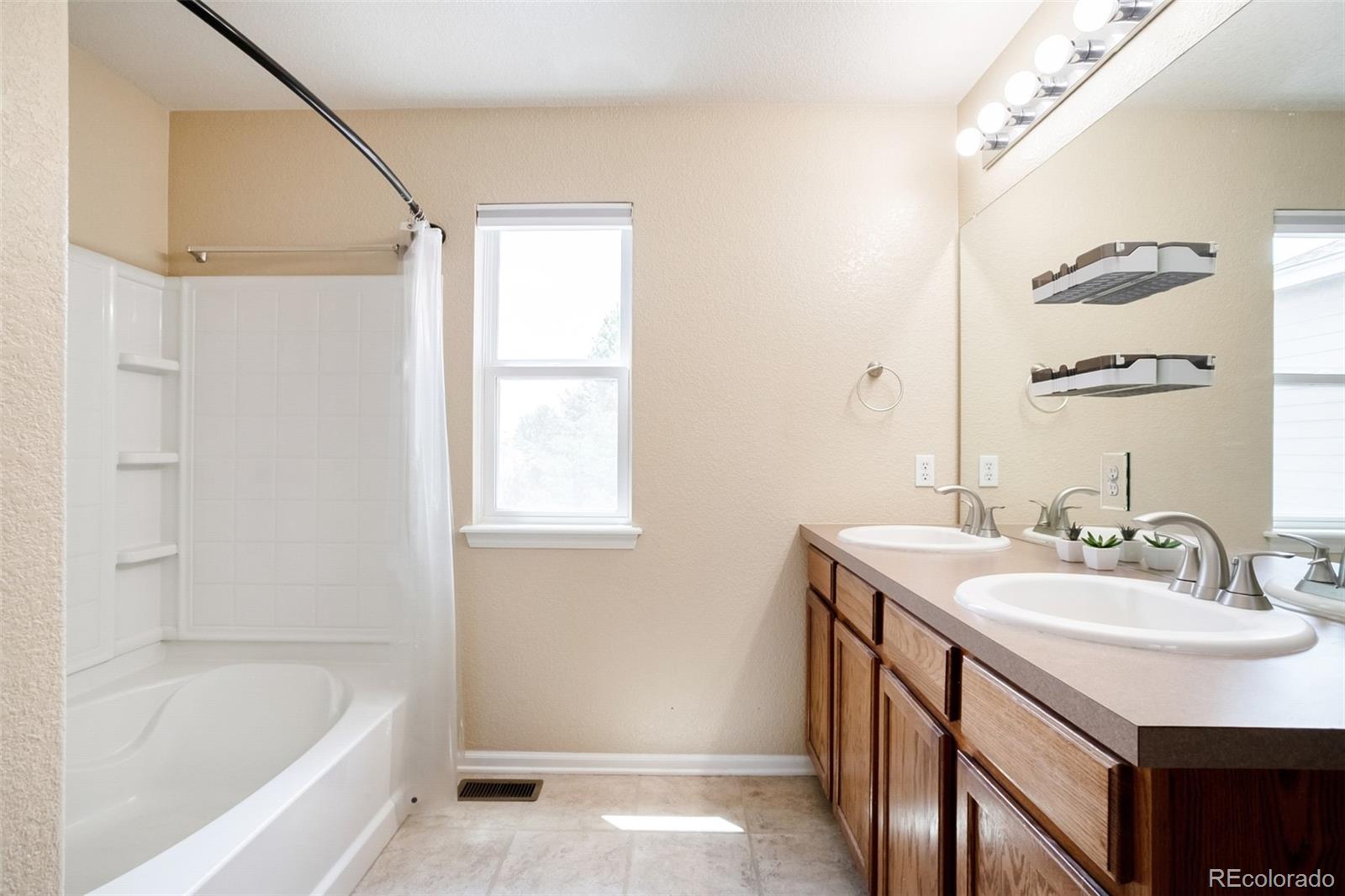 MLS Image #21 for 23872 e alabama drive,aurora, Colorado