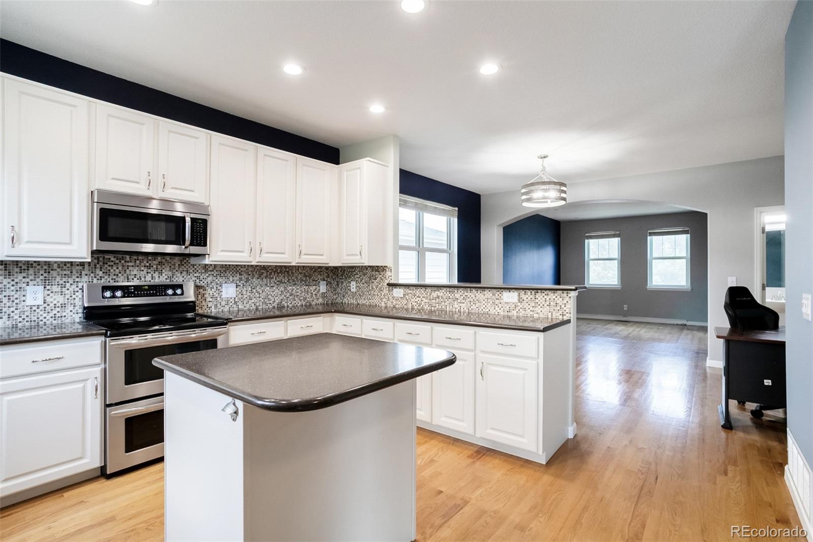 MLS Image #8 for 23872 e alabama drive,aurora, Colorado
