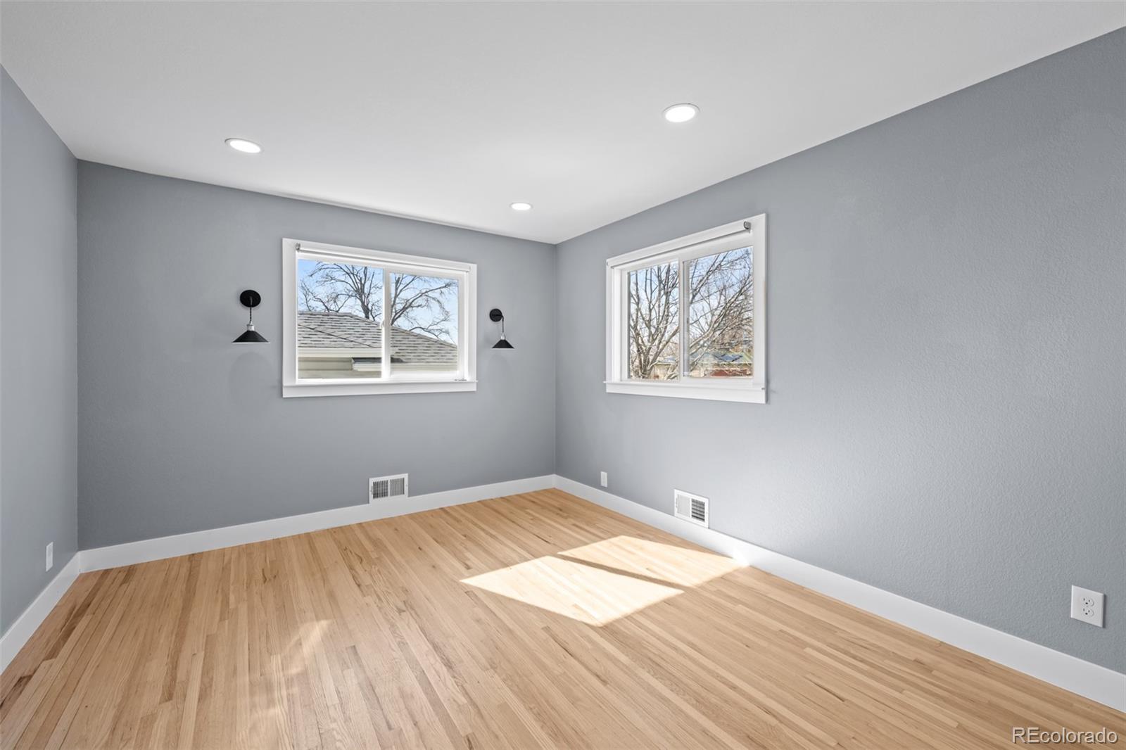 MLS Image #12 for 5360 e jewell avenue,denver, Colorado