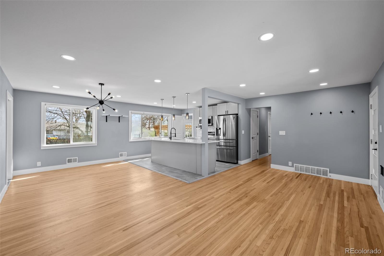 MLS Image #4 for 5360 e jewell avenue,denver, Colorado