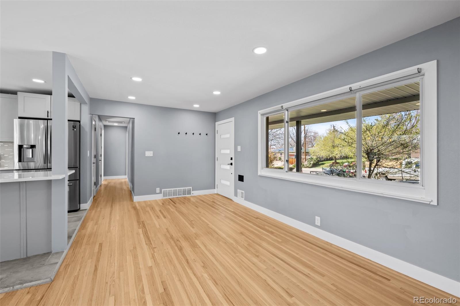 MLS Image #5 for 5360 e jewell avenue,denver, Colorado