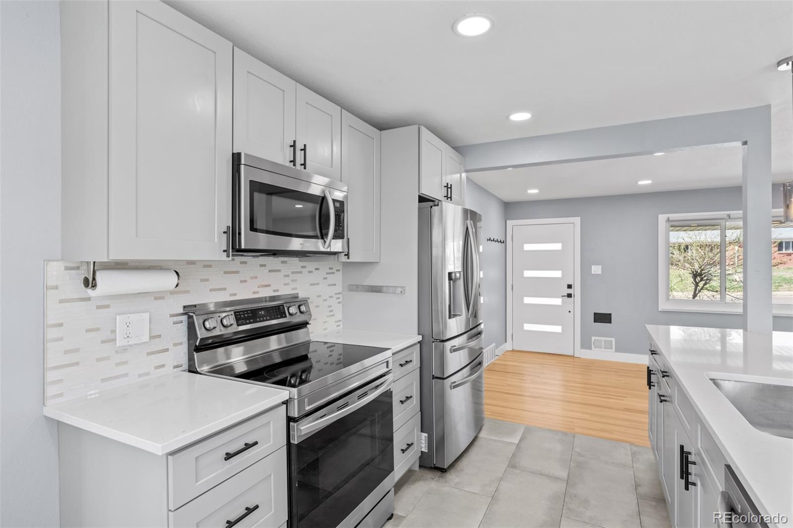 MLS Image #8 for 5360 e jewell avenue,denver, Colorado
