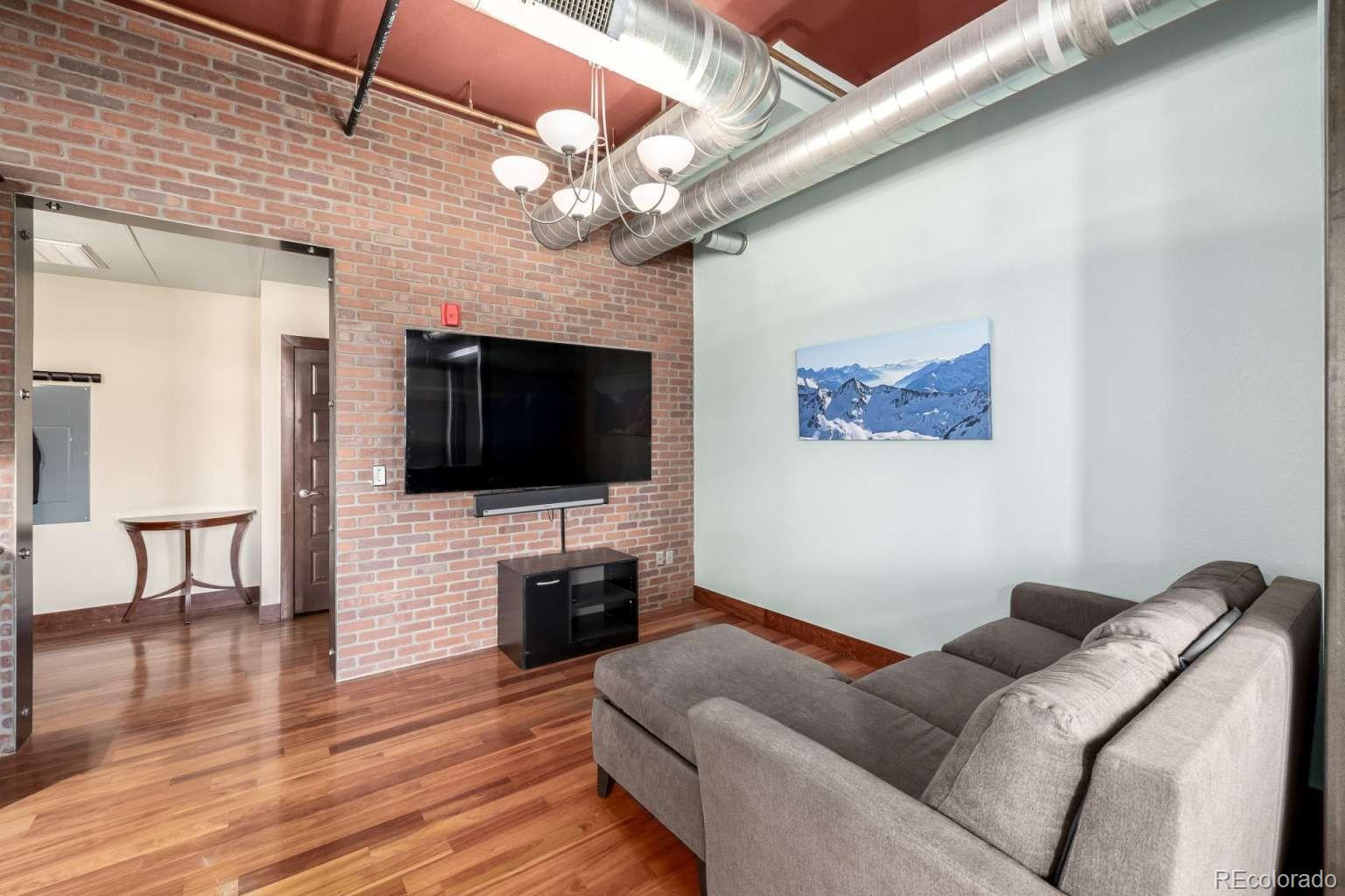 MLS Image #3 for 210 w magnolia street,fort collins, Colorado