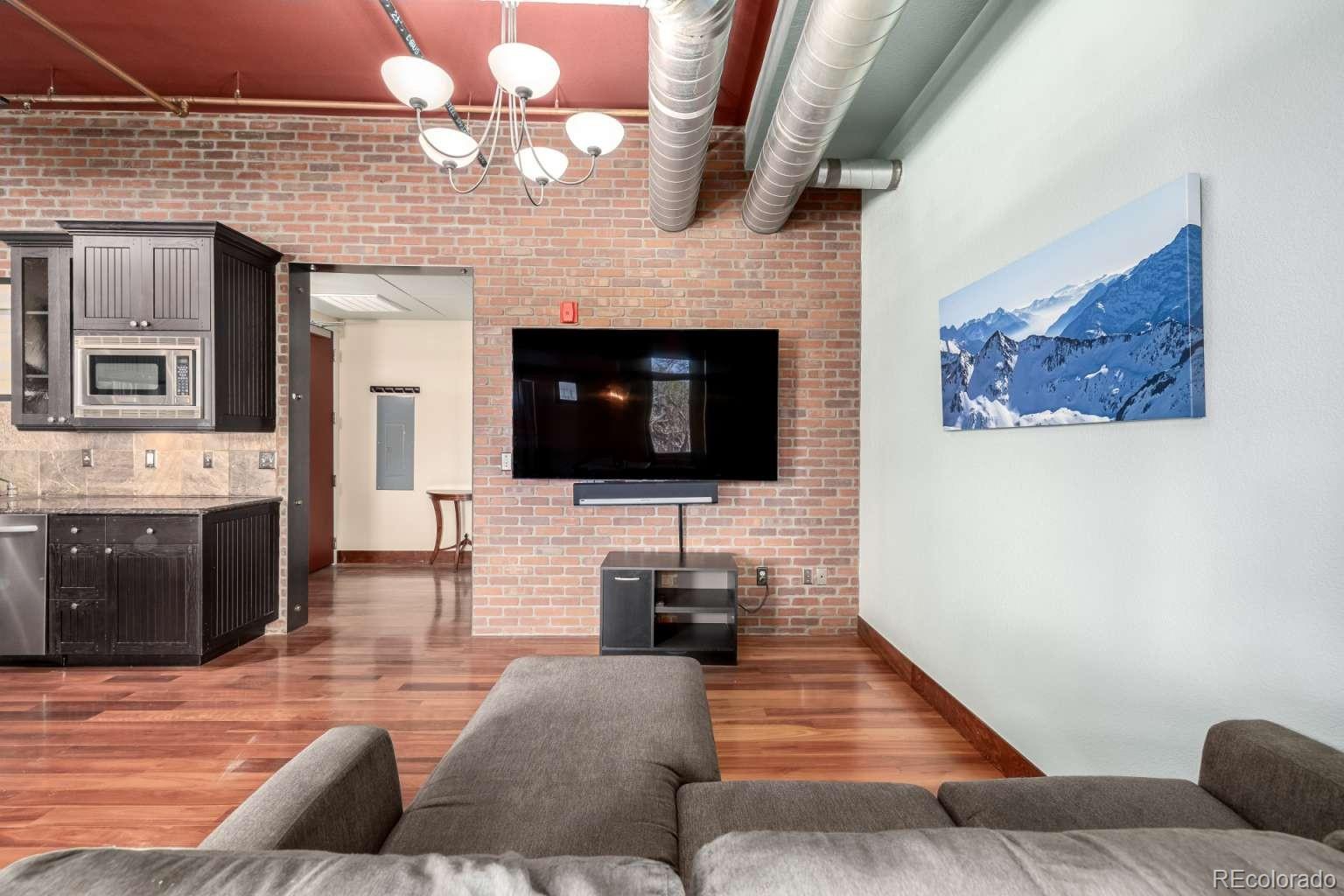 MLS Image #4 for 210 w magnolia street,fort collins, Colorado