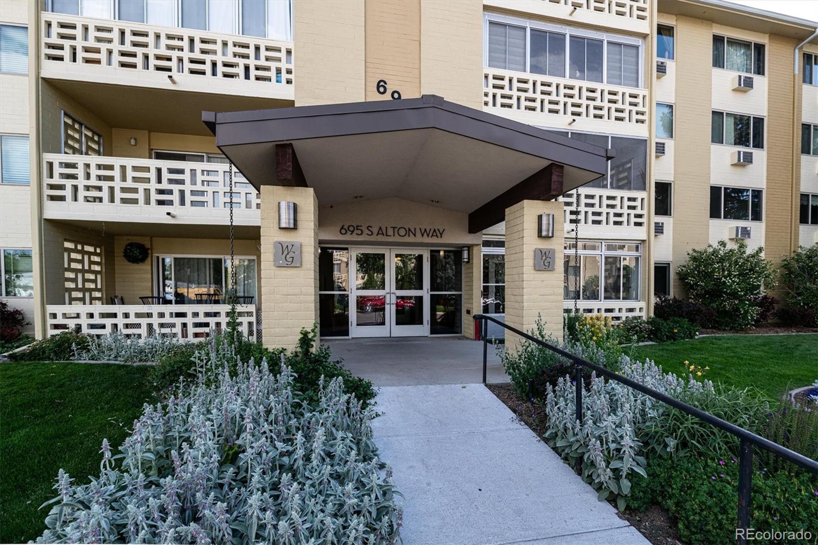MLS Image #1 for 695 s alton way 5a,denver, Colorado