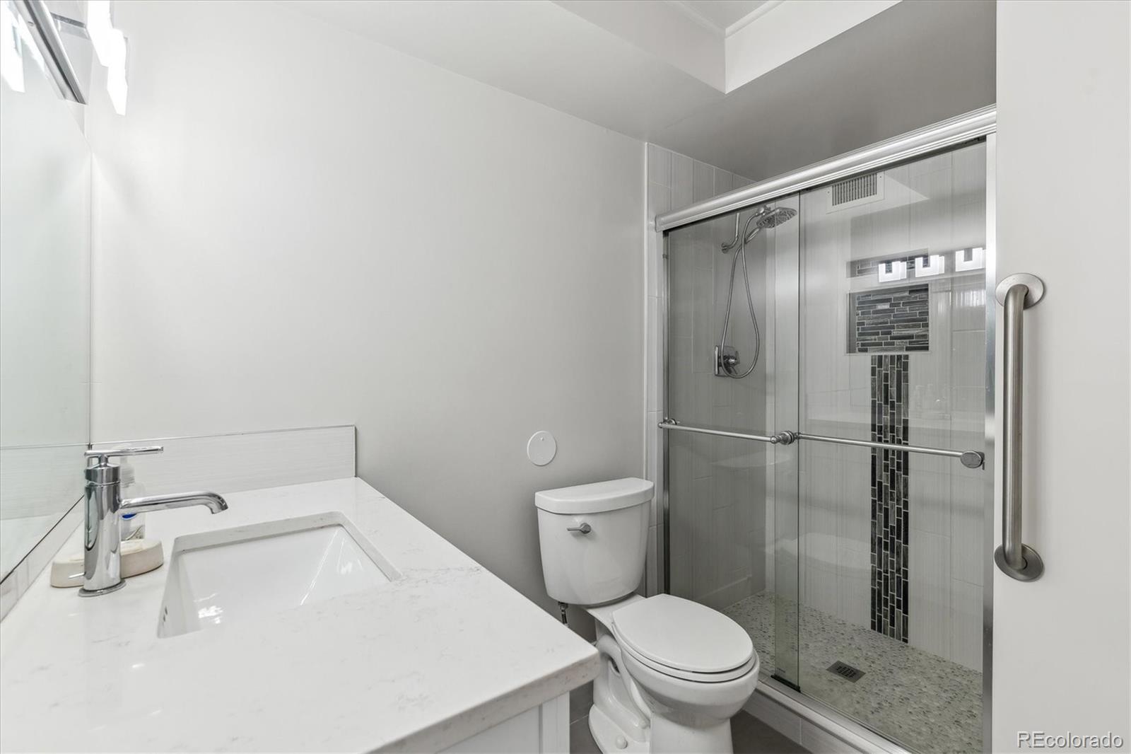 MLS Image #25 for 695 s alton way 5a,denver, Colorado