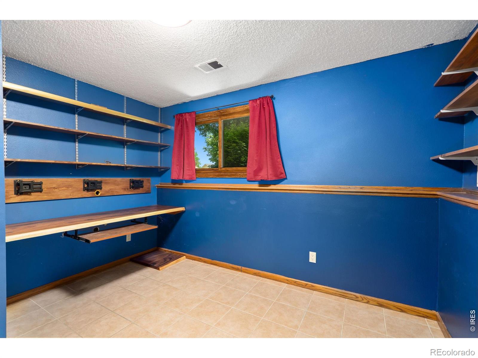 MLS Image #19 for 3281  mcintosh court,loveland, Colorado