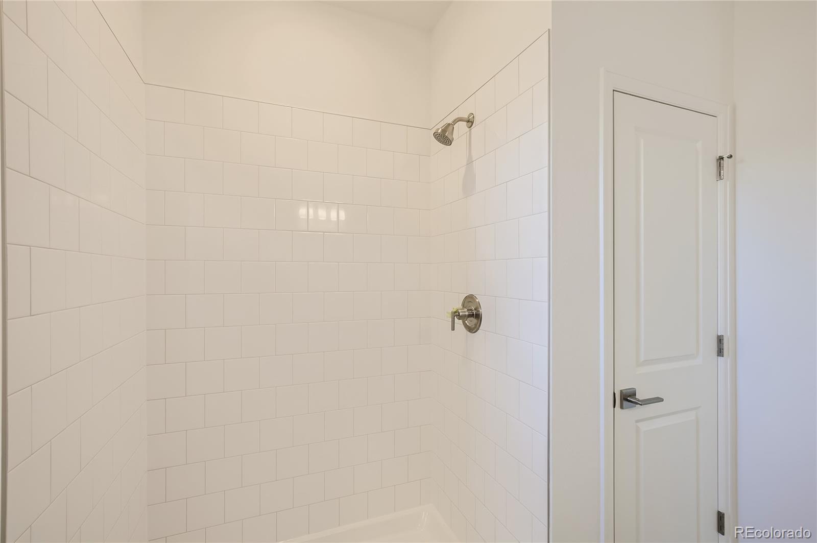 MLS Image #16 for 54955 e 28th place,strasburg, Colorado