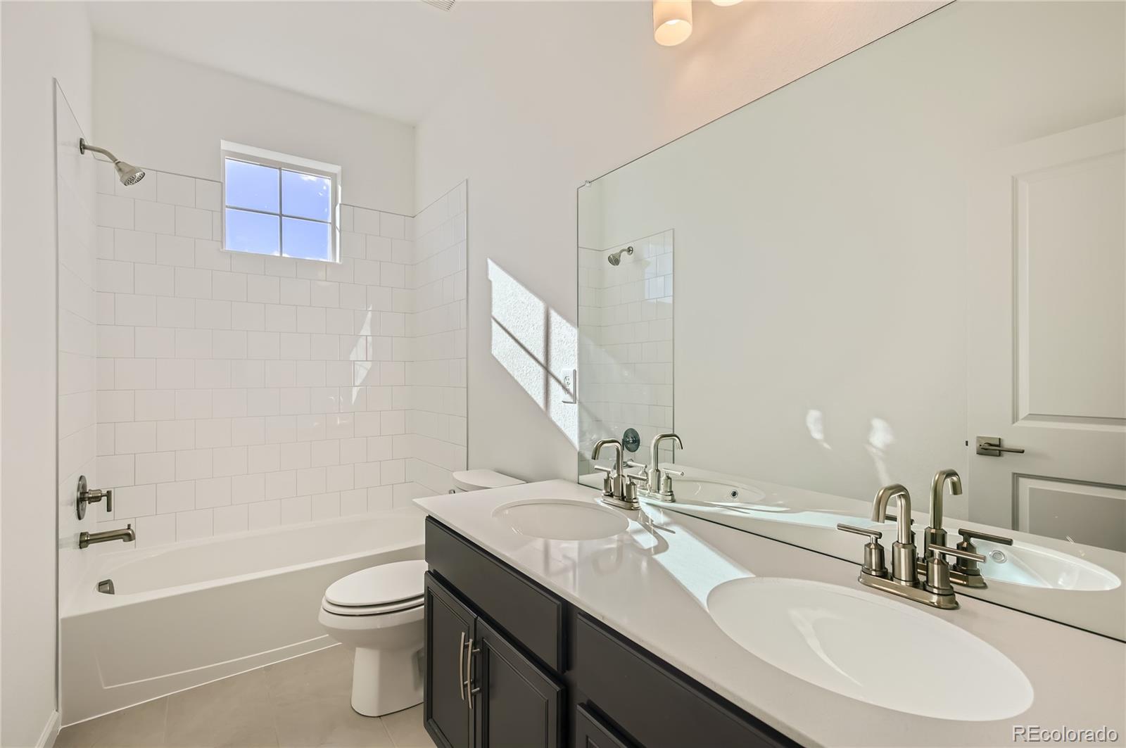 MLS Image #19 for 54955 e 28th place,strasburg, Colorado