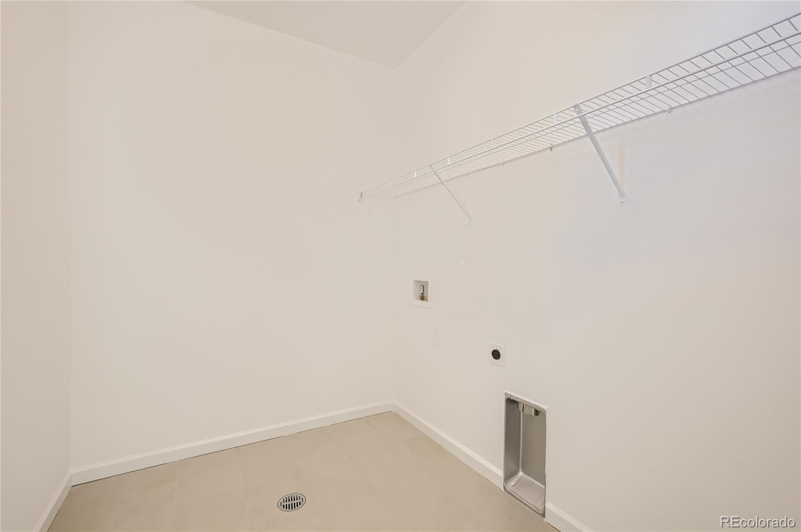 MLS Image #23 for 54955 e 28th place,strasburg, Colorado