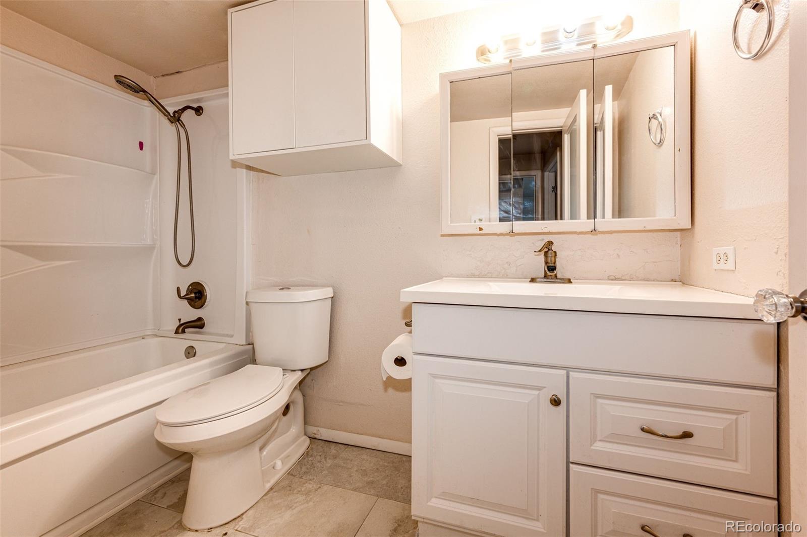 MLS Image #18 for 1350  josephine street 207,denver, Colorado