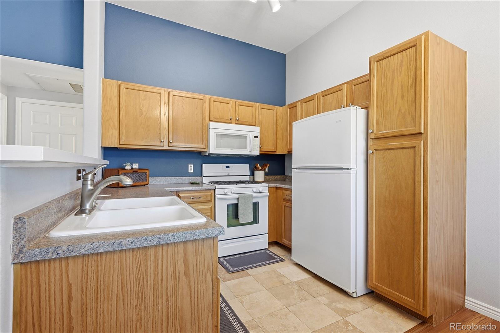 MLS Image #7 for 8449  little rock way,littleton, Colorado