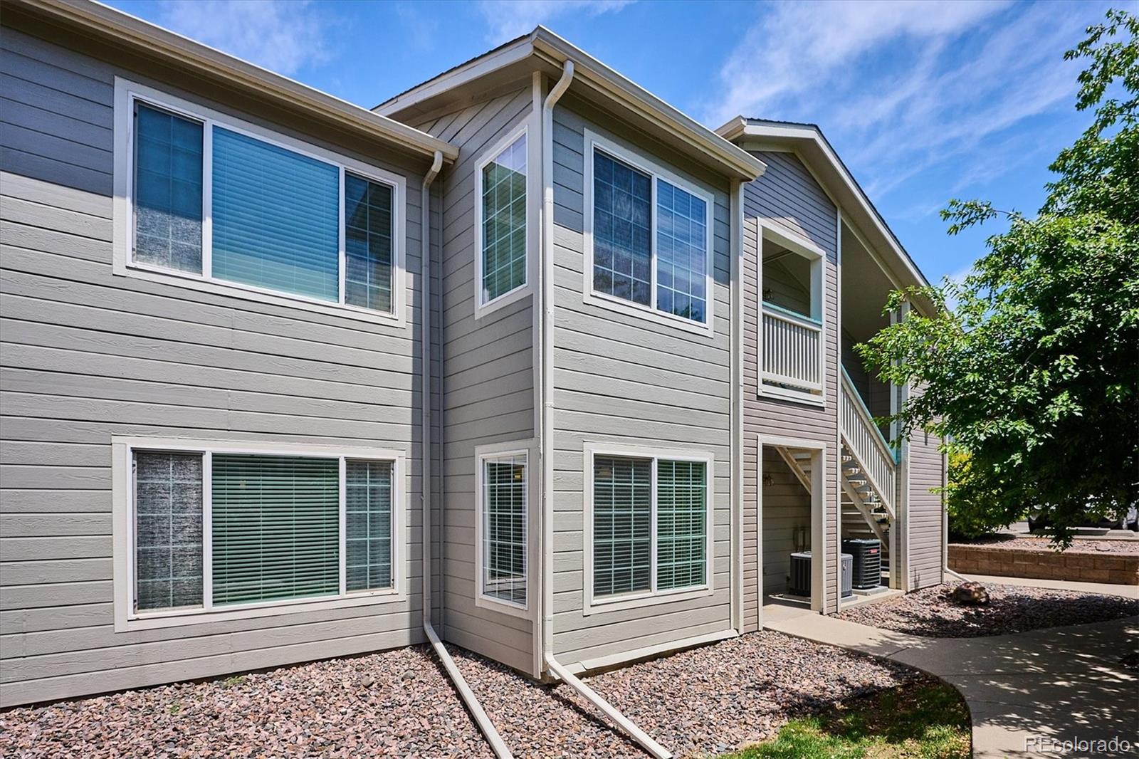 MLS Image #2 for 8437  thunder ridge way,highlands ranch, Colorado