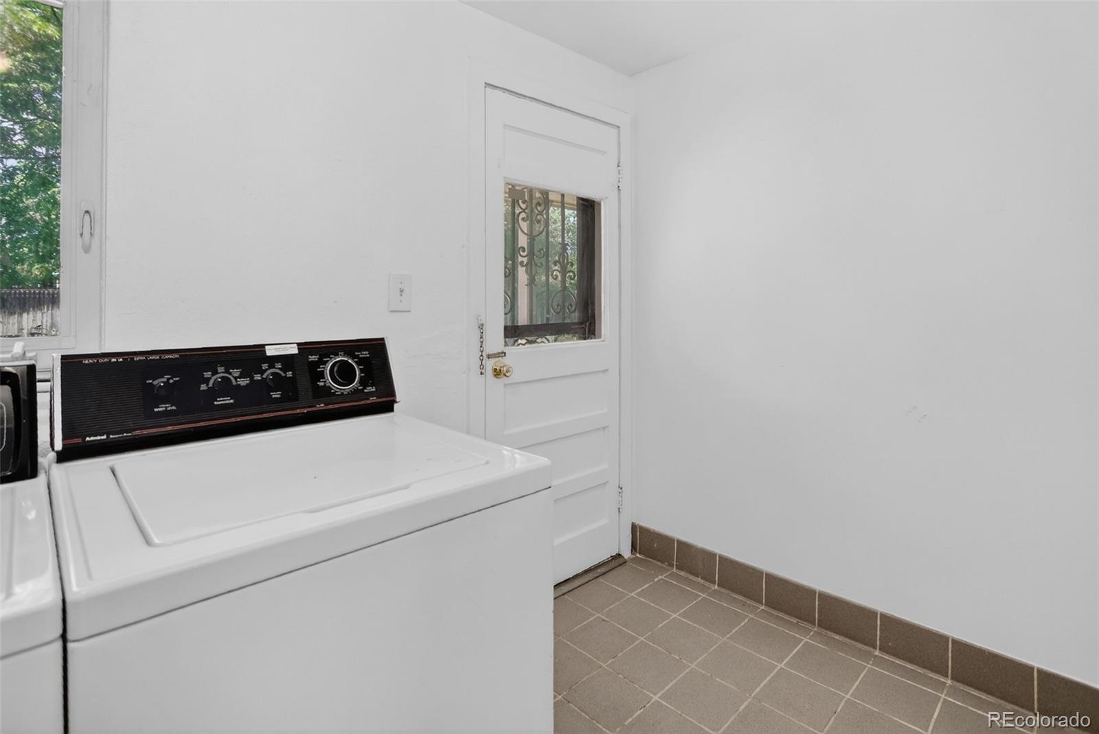 MLS Image #19 for 4373 s sherman street,englewood, Colorado