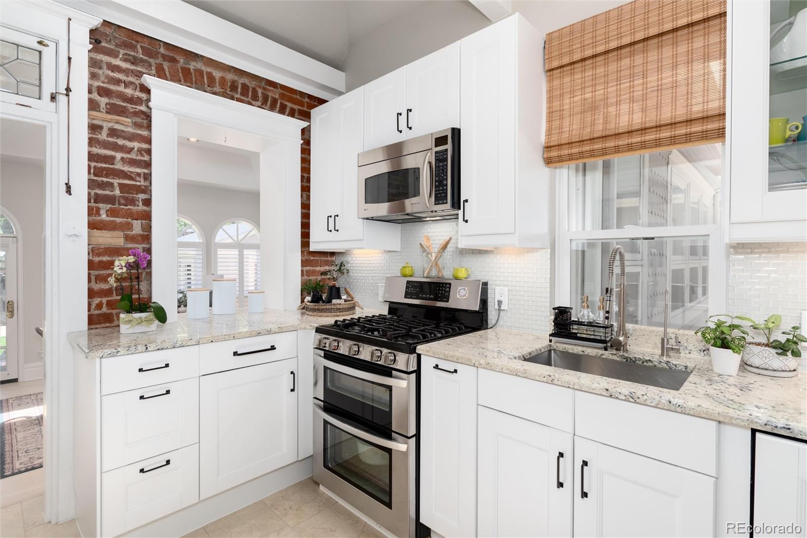 MLS Image #14 for 1550 s logan street,denver, Colorado