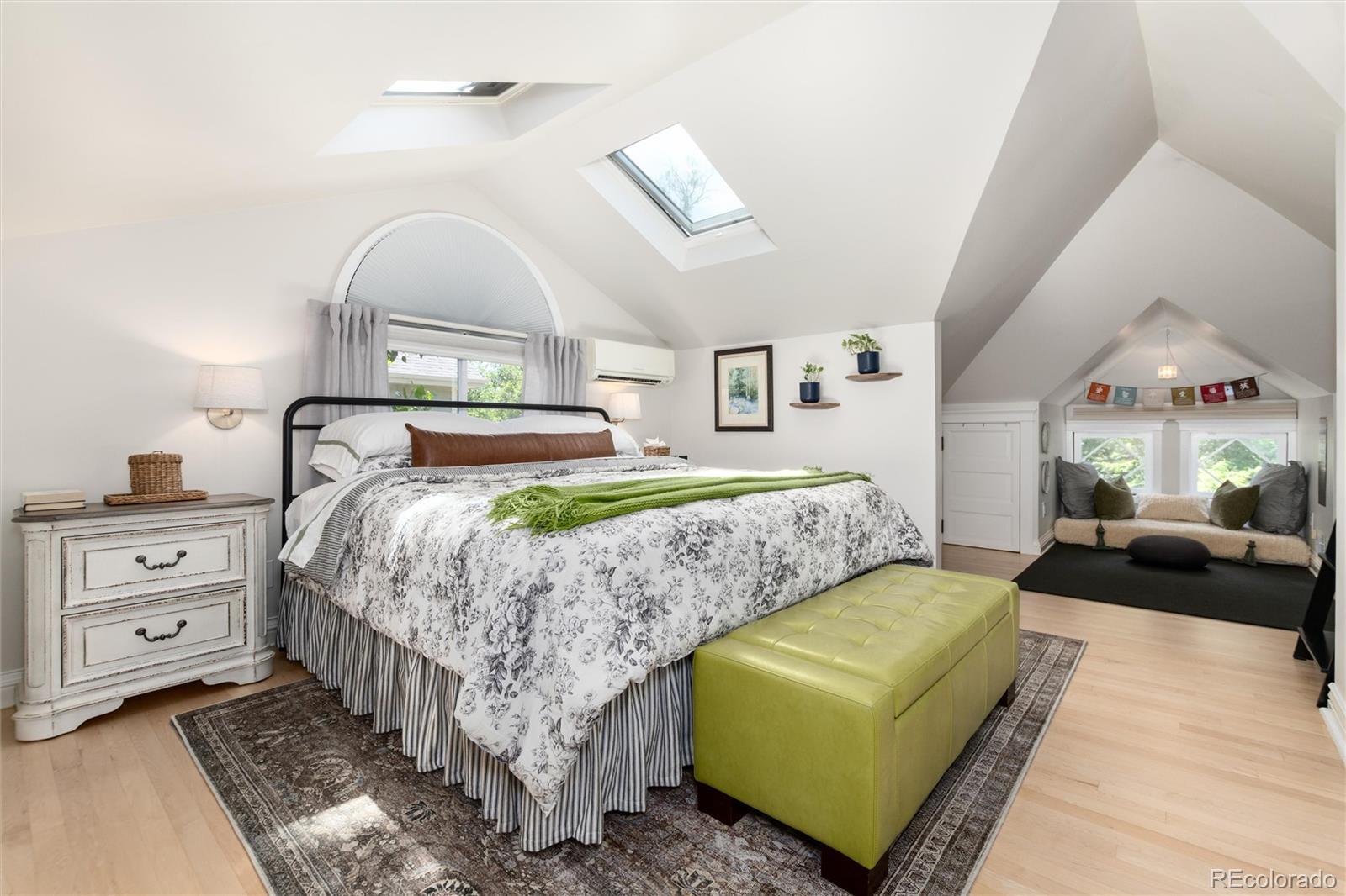 MLS Image #24 for 1550 s logan street,denver, Colorado
