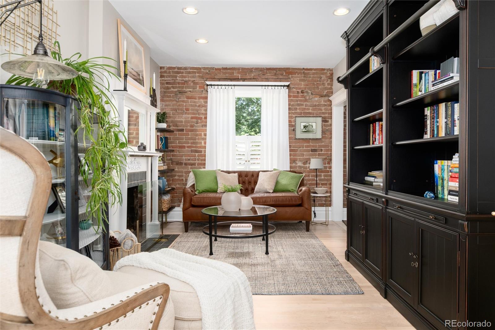 MLS Image #8 for 1550 s logan street,denver, Colorado