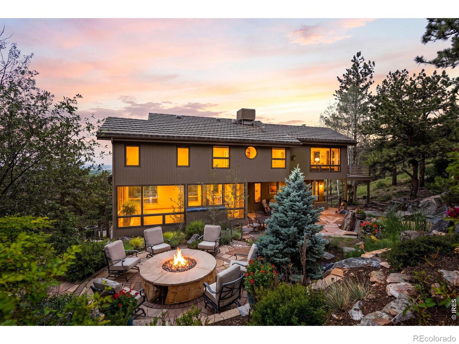 MLS Image #38 for 2881 n lakeridge trail,boulder, Colorado