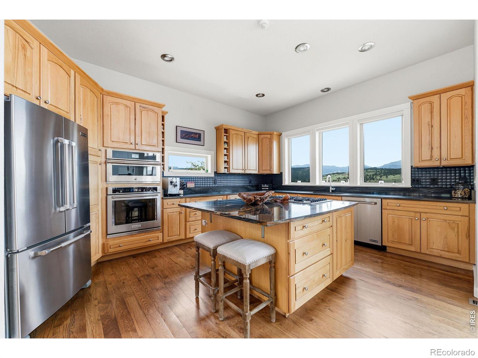 MLS Image #4 for 814  mountain view drive,lyons, Colorado