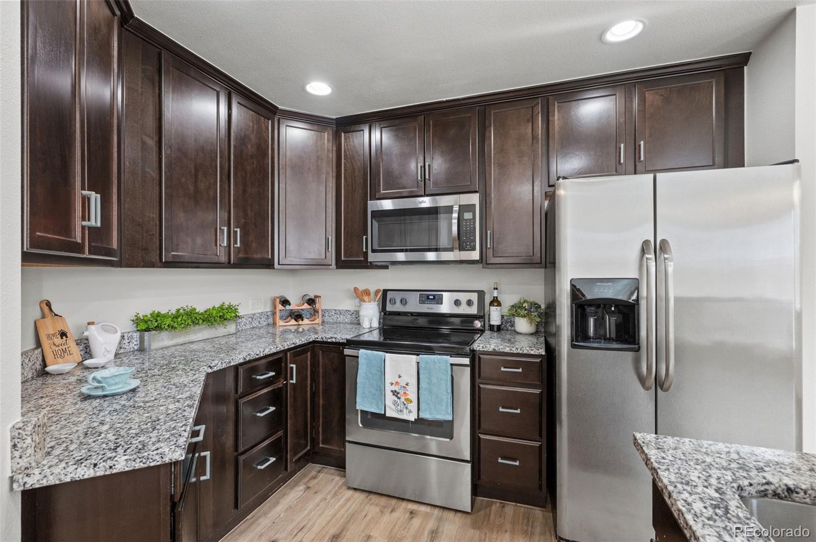 MLS Image #12 for 15254 e 16th drive,aurora, Colorado