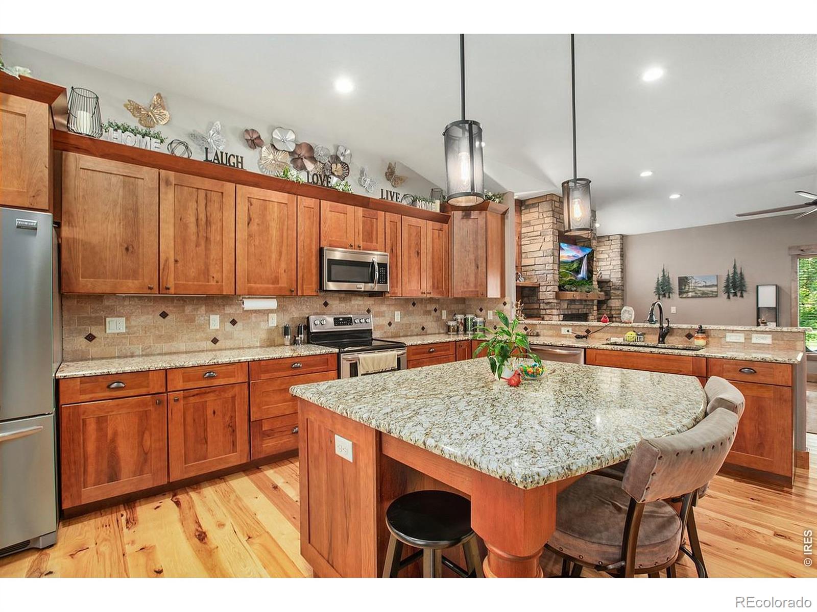 MLS Image #10 for 644 w park avenue,johnstown, Colorado