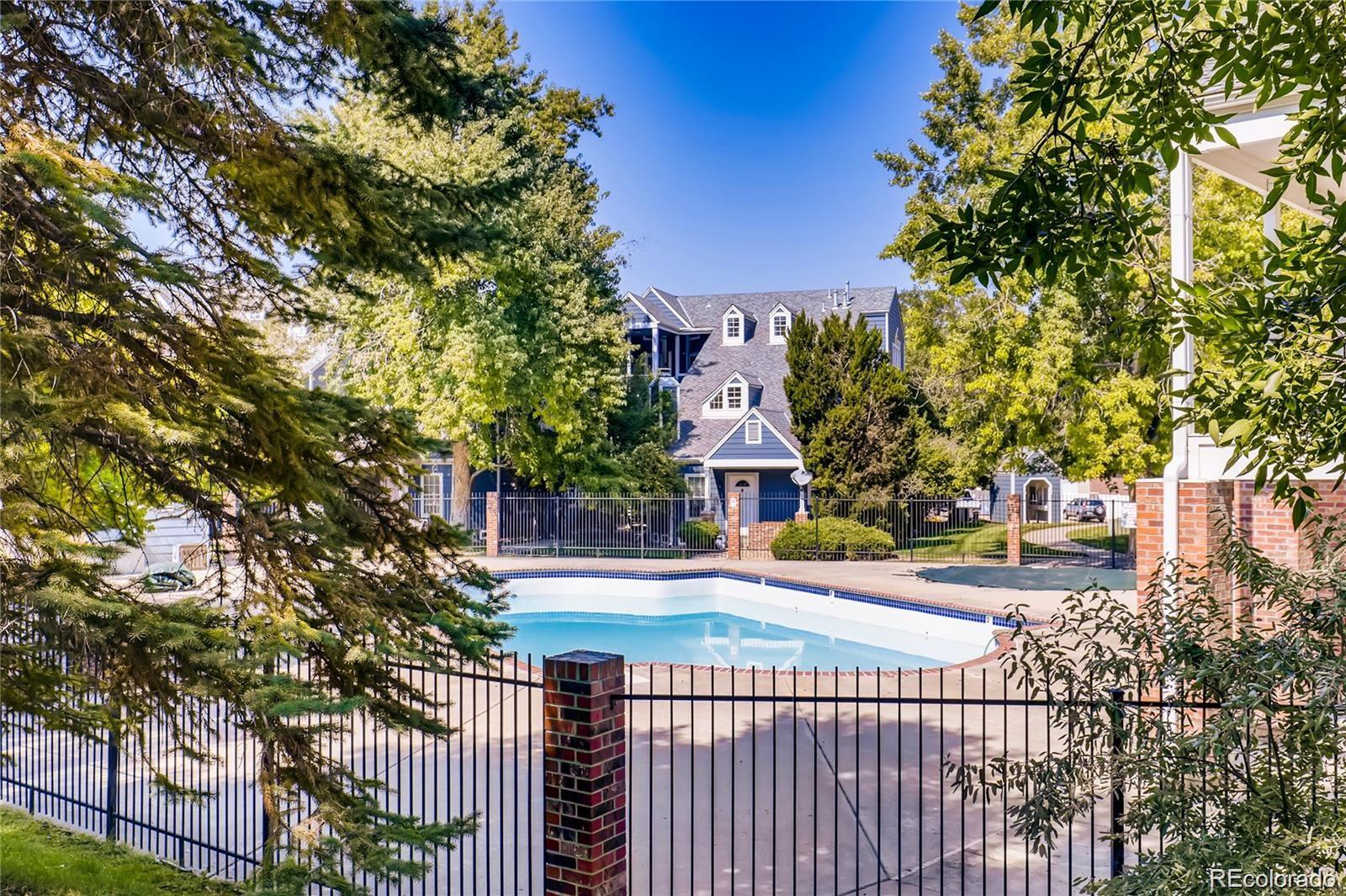 MLS Image #13 for 11129  alcott street,denver, Colorado