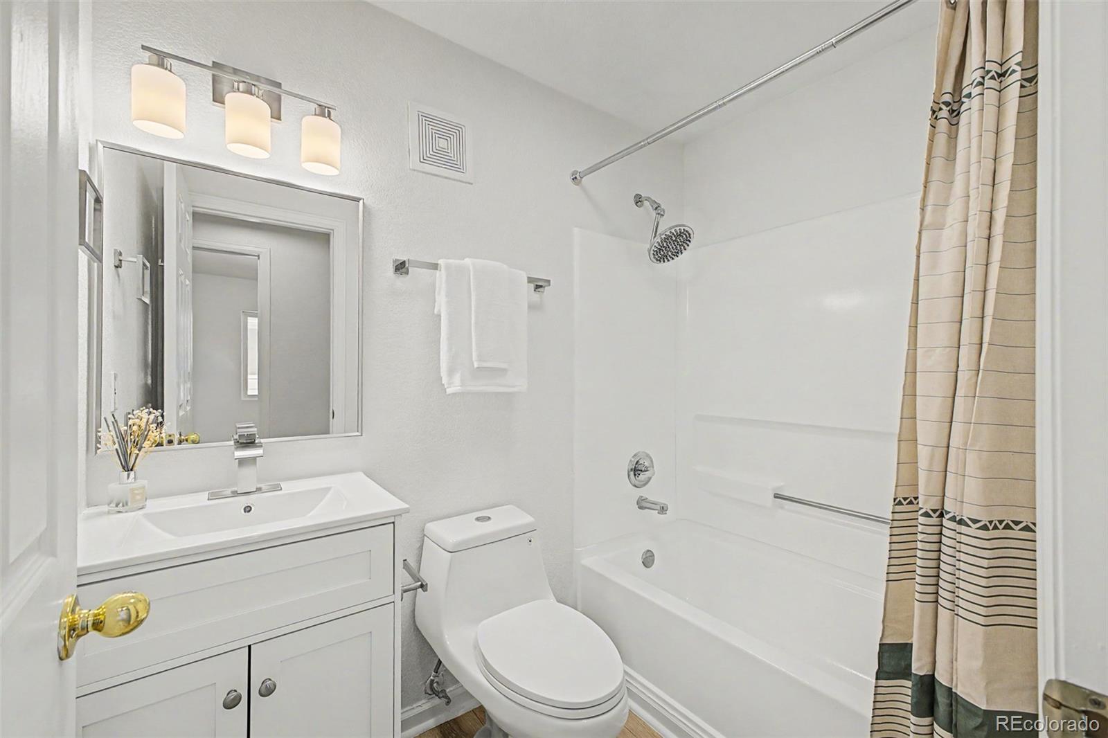 MLS Image #27 for 1000 s yampa street,aurora, Colorado