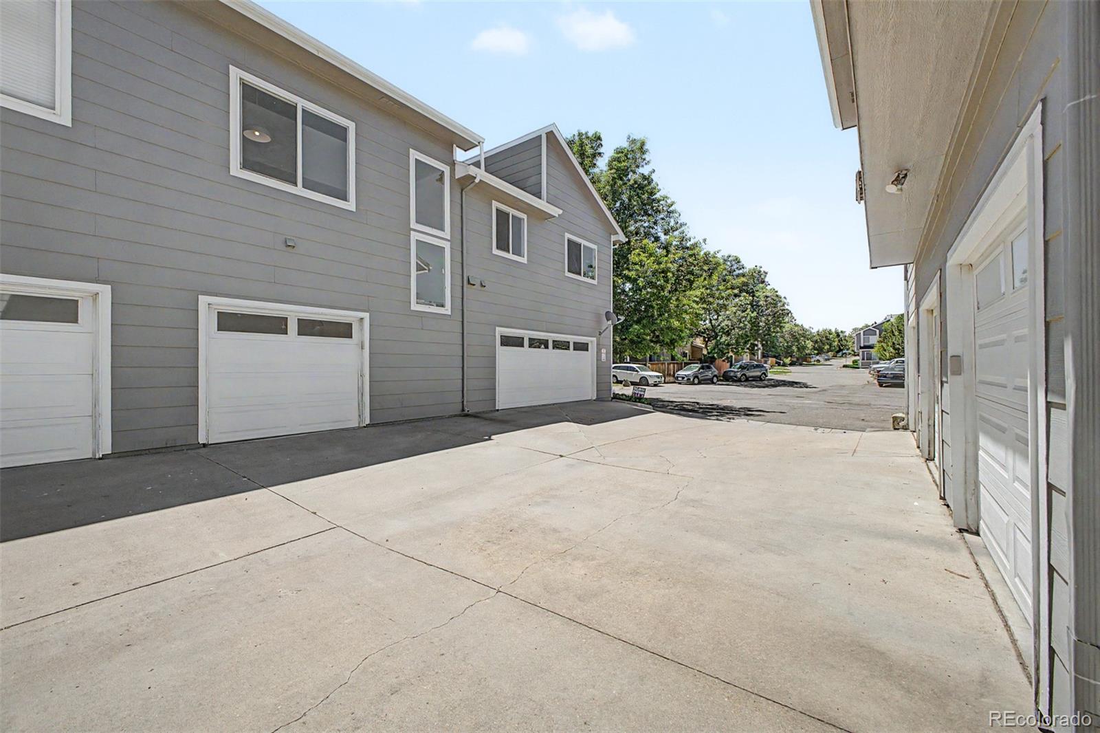 MLS Image #38 for 1000 s yampa street,aurora, Colorado