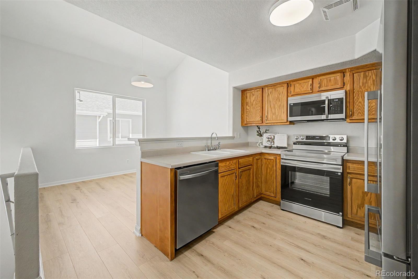MLS Image #9 for 1000 s yampa street,aurora, Colorado