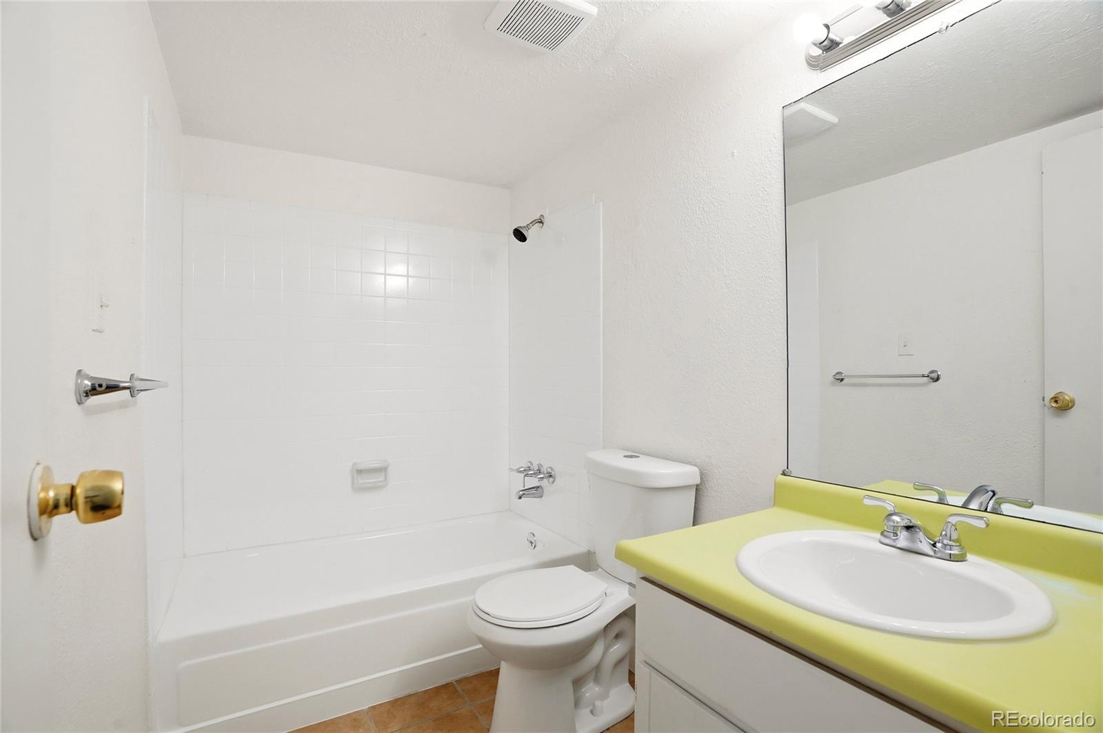 MLS Image #26 for 10211  ura lane,denver, Colorado