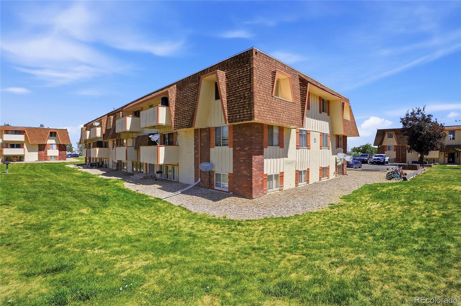 MLS Image #28 for 10211  ura lane,denver, Colorado