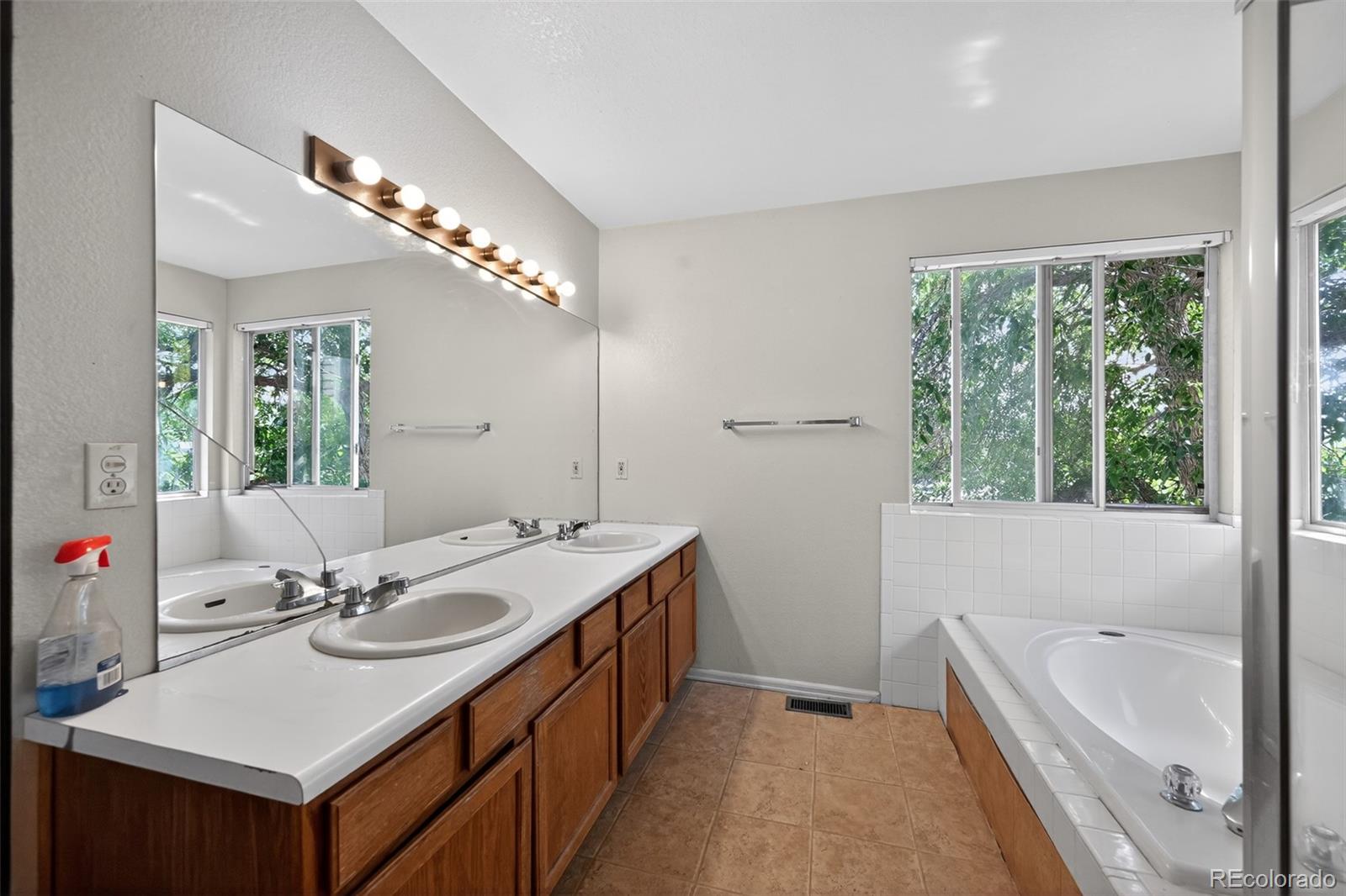 MLS Image #17 for 11474 w fair drive,littleton, Colorado