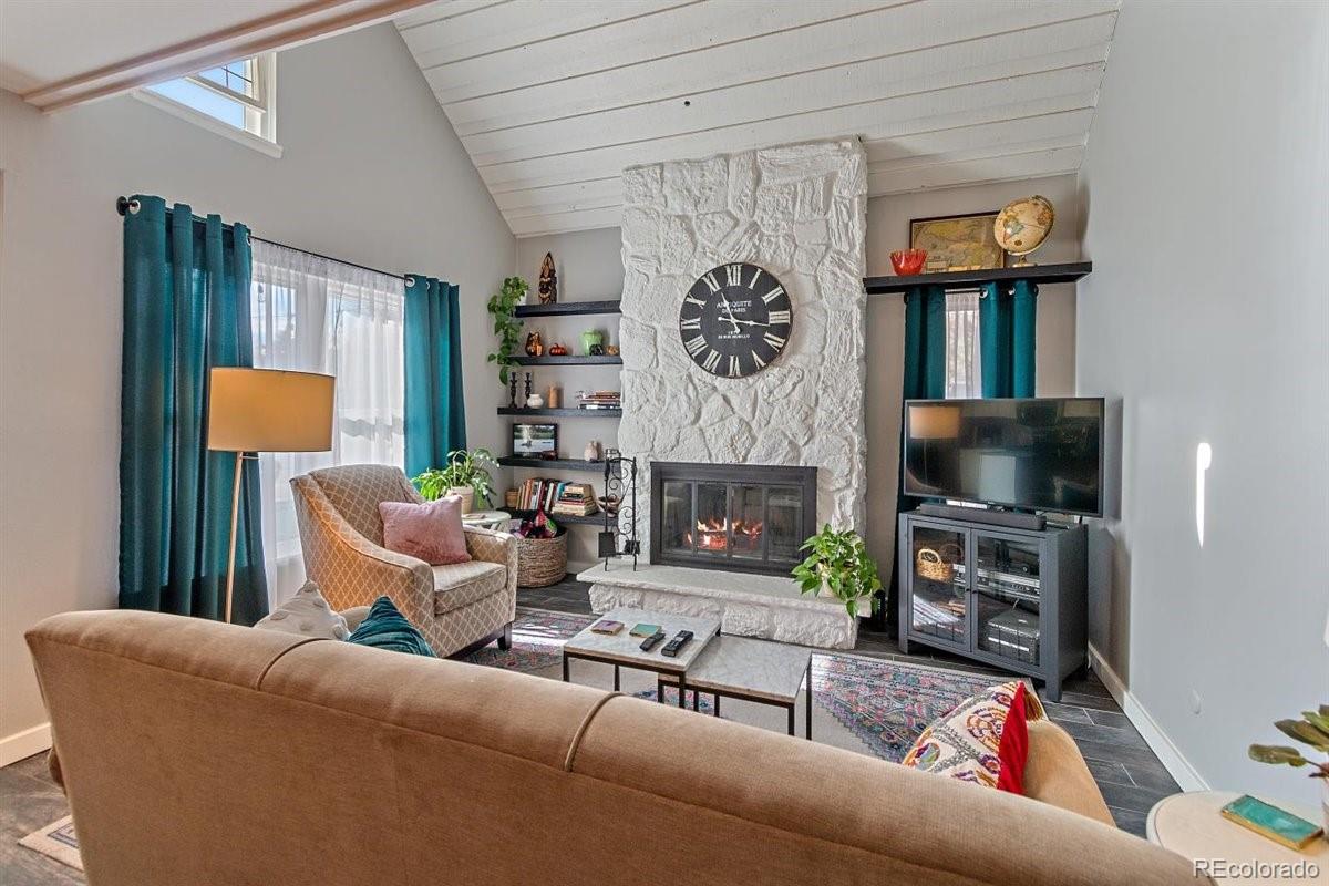 MLS Image #3 for 2621 s xanadu way,aurora, Colorado
