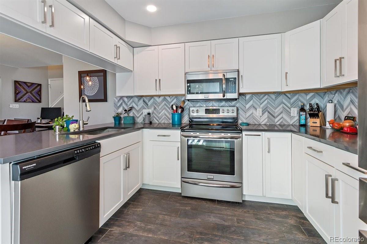 MLS Image #7 for 2621 s xanadu way,aurora, Colorado