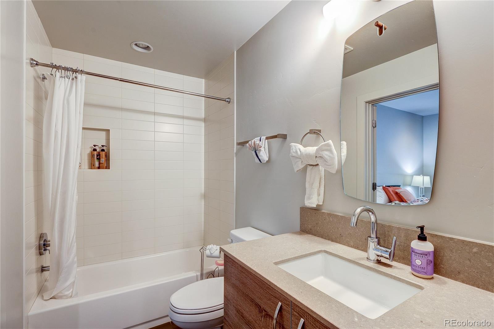 MLS Image #33 for 1141 s cook street,denver, Colorado