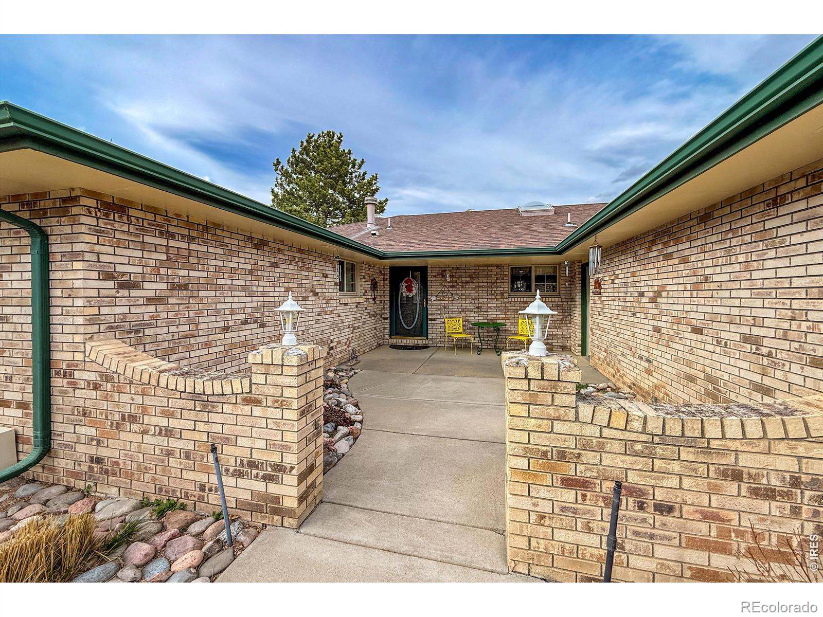 MLS Image #2 for 2806  lake park way,longmont, Colorado