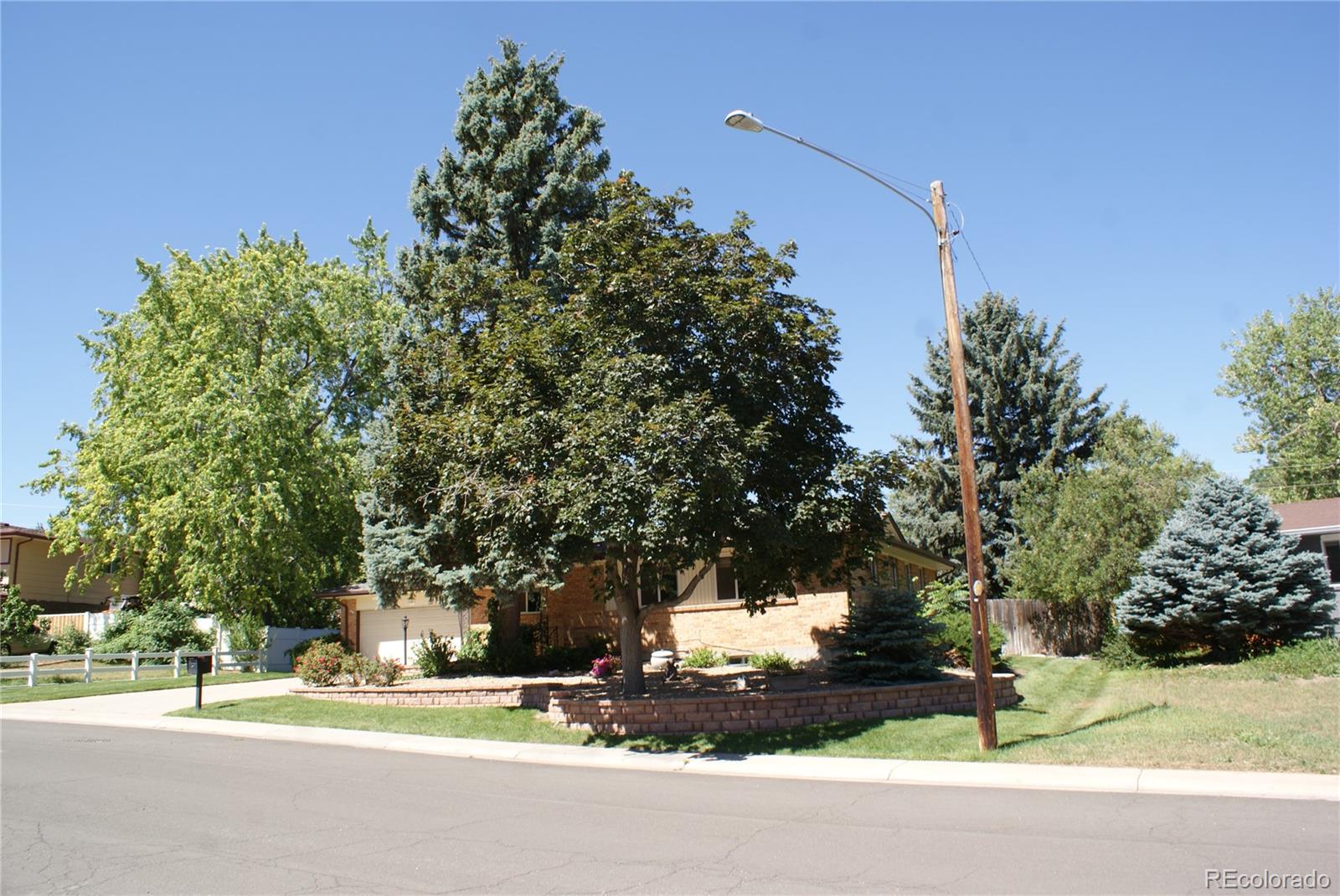 MLS Image #16 for 10643  sperry street,denver, Colorado