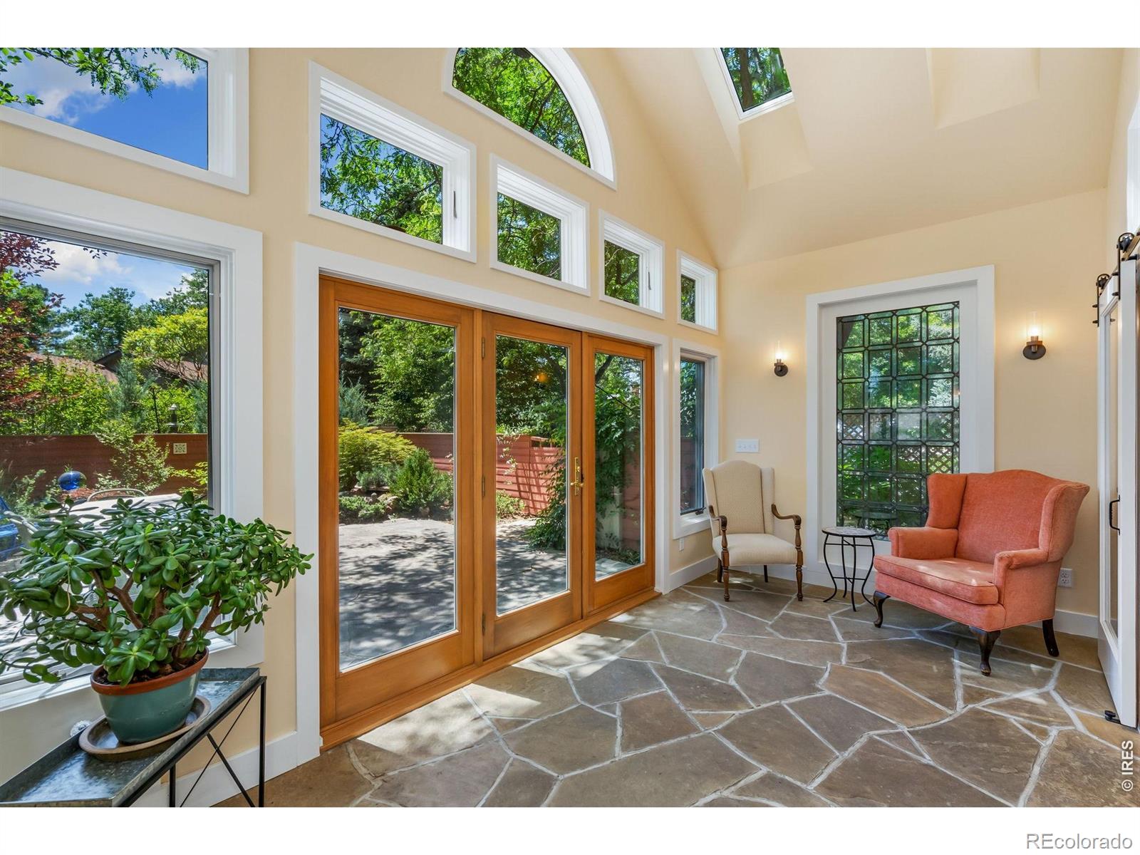 MLS Image #18 for 524  spring canyon court,fort collins, Colorado