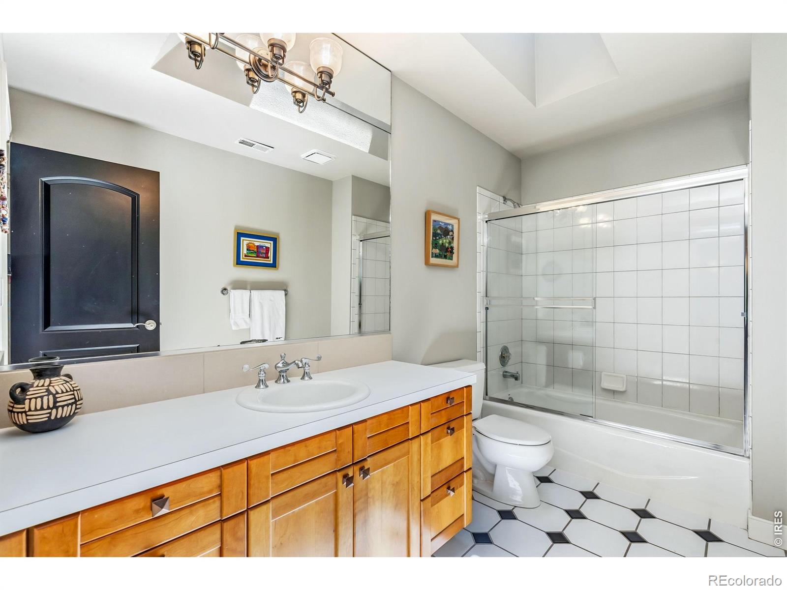 MLS Image #33 for 524  spring canyon court,fort collins, Colorado