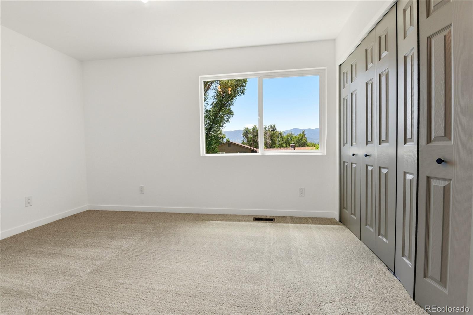 MLS Image #14 for 2466  astrozon circle,colorado springs, Colorado
