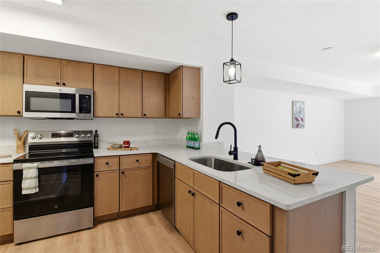 MLS Image #7 for 2466  astrozon circle,colorado springs, Colorado